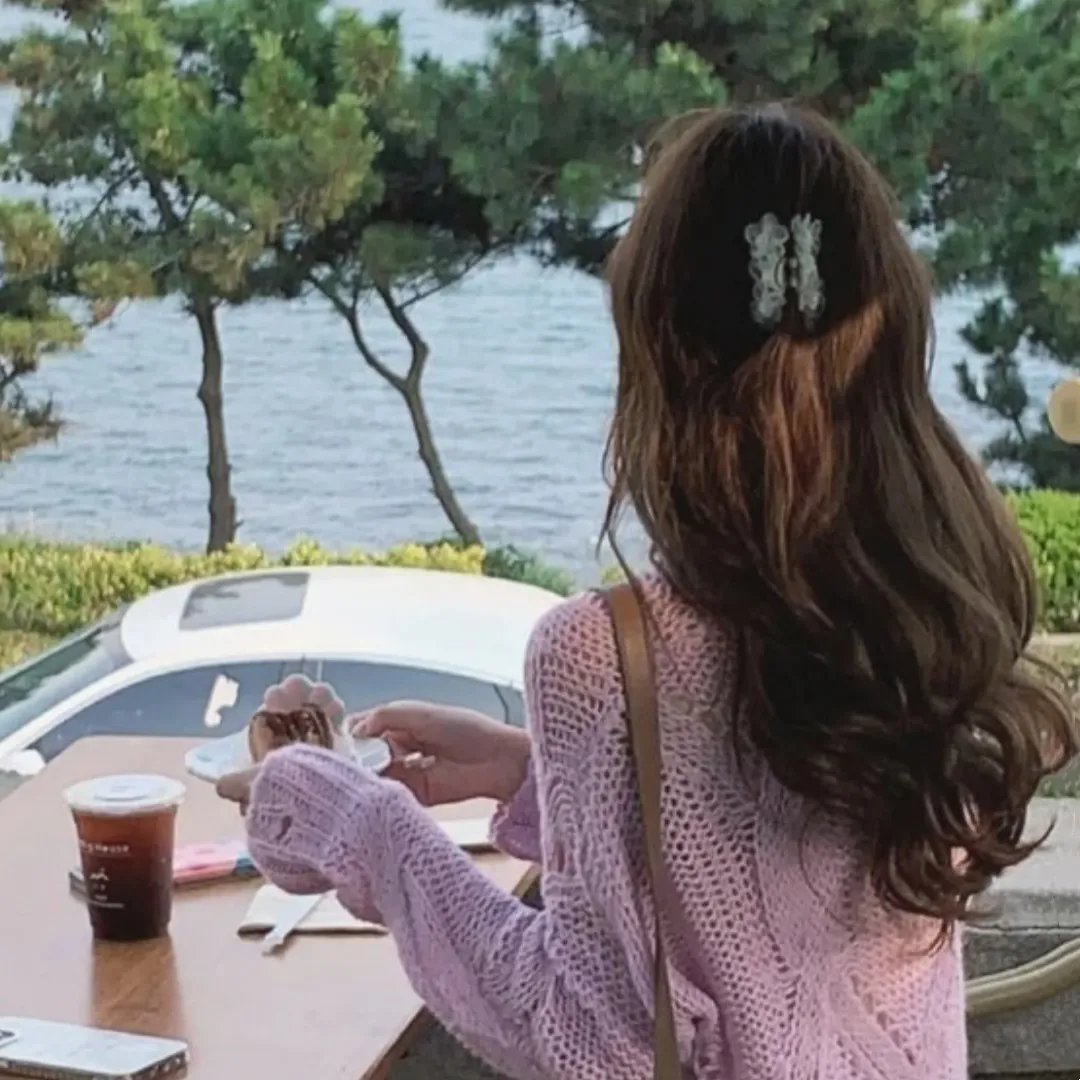 橘衫男子